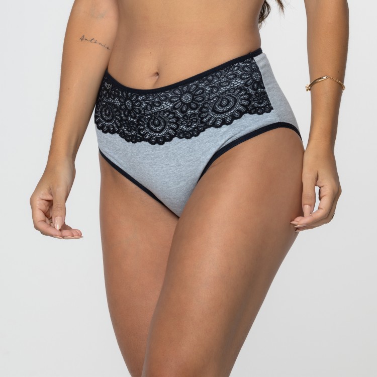 Calcinha Cinza com Detalhe Renda Preta na Cintura