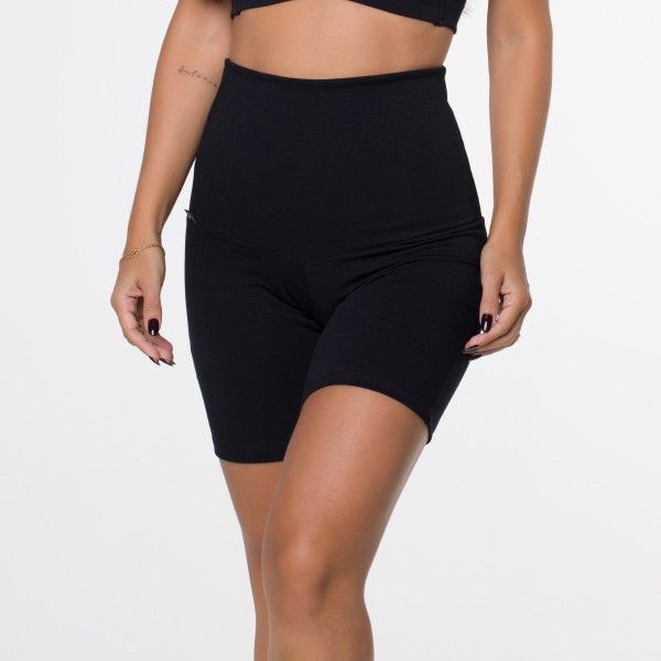 Bermuda de Compressão Preto em Algodão Egípcio